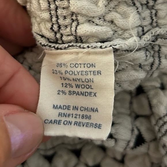 Title Nine Black and White Long Sleeve Quarter Zip Wool Blend Pullover Top Large - Picture 9 of 12